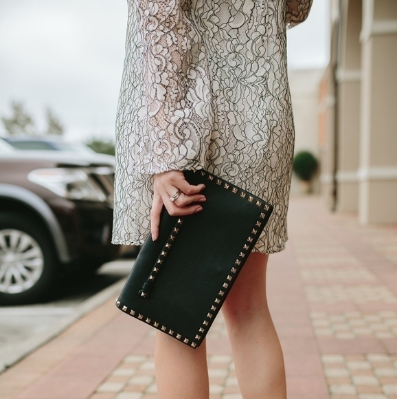 WAYF Where Are You From Lace V Neck Dress Size Large NWT - Picture 12 of 13